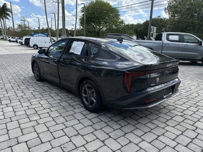 2025 Kia K4 LXS