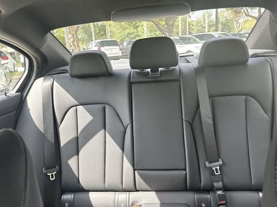 2024 BMW 3 Series 330i