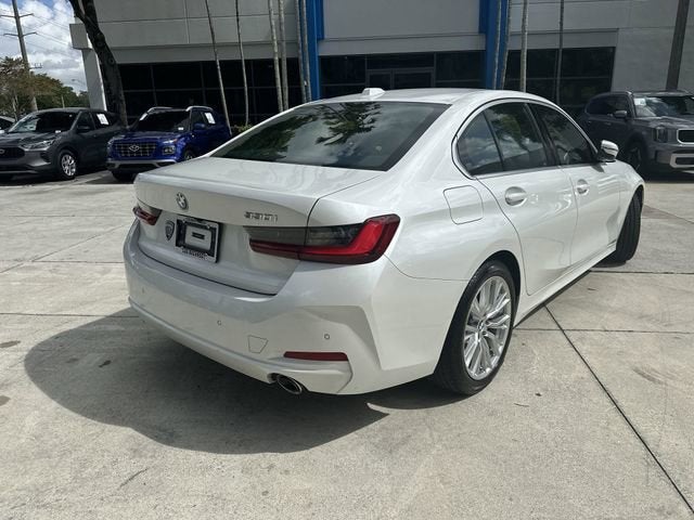 2024 BMW 3 Series 330i