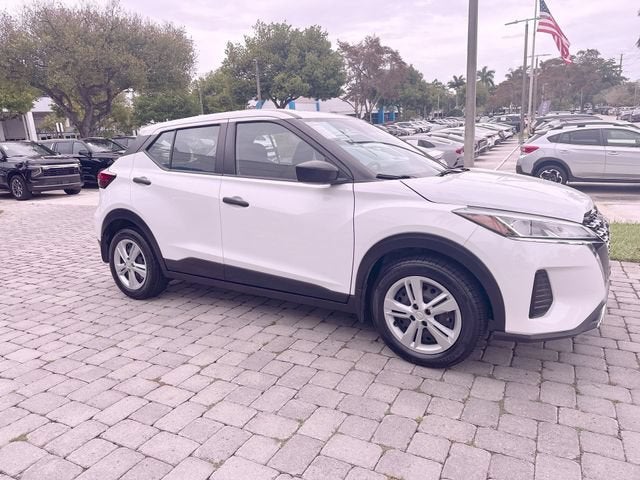 2024 Nissan Kicks S