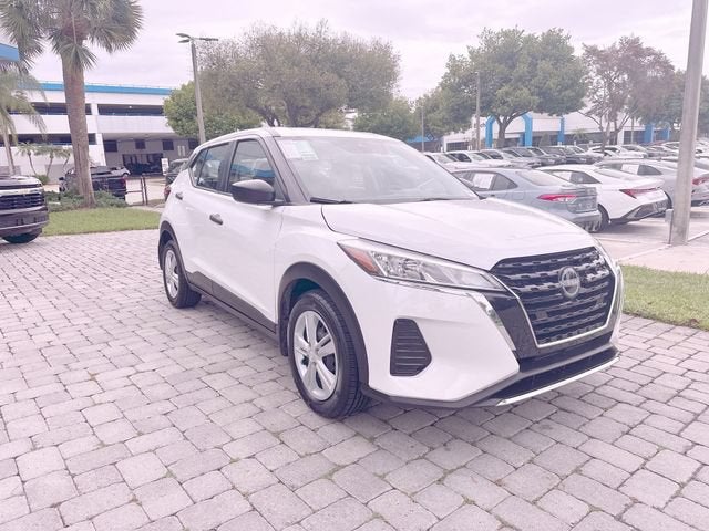 2024 Nissan Kicks S
