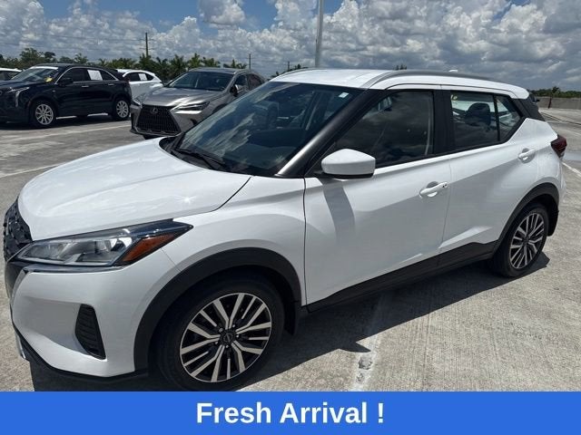 2023 Nissan Kicks's photo
