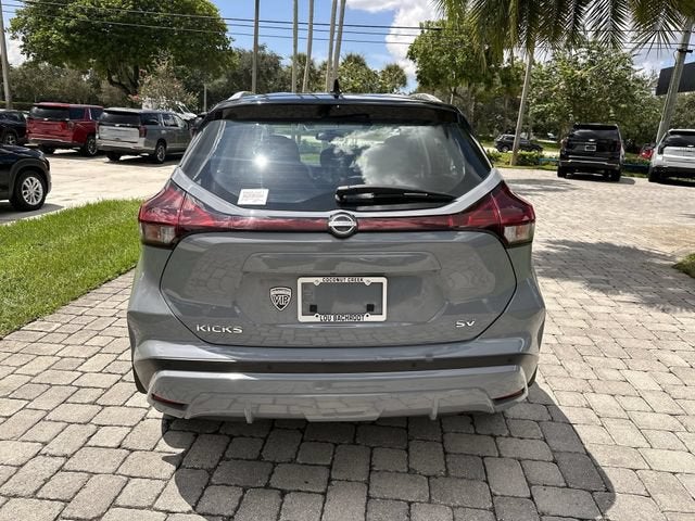 2023 Nissan Kicks SV