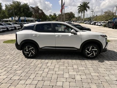 2025 Nissan Kicks SV