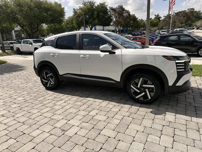 2025 Nissan Kicks SV