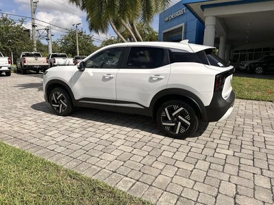 2025 Nissan Kicks SV