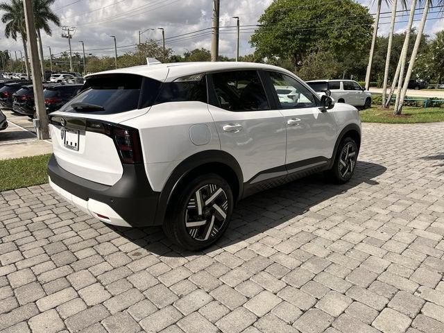 2025 Nissan Kicks SV