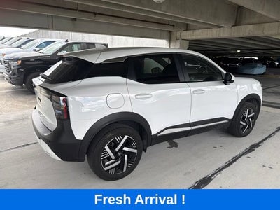 2025 Nissan Kicks SV