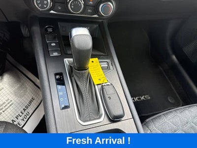 2025 Nissan Kicks SV
