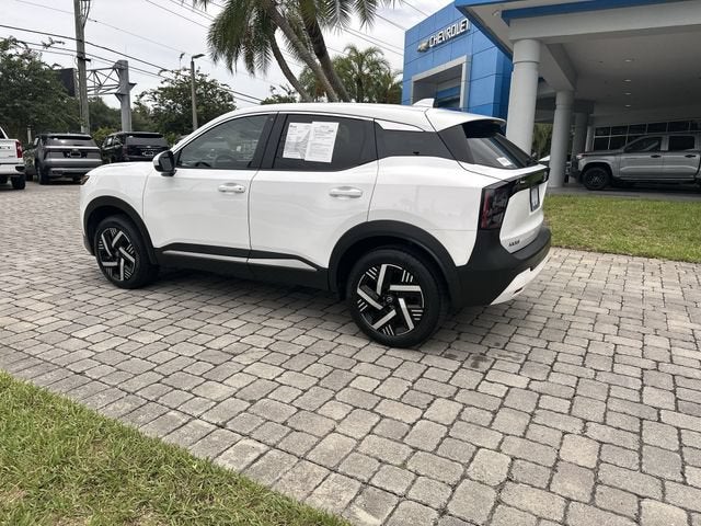 2025 Nissan Kicks SV