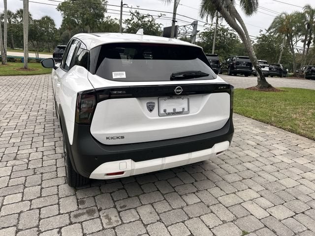 2025 Nissan Kicks SV