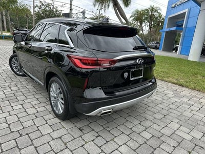 2023 INFINITI QX50 LUXE
