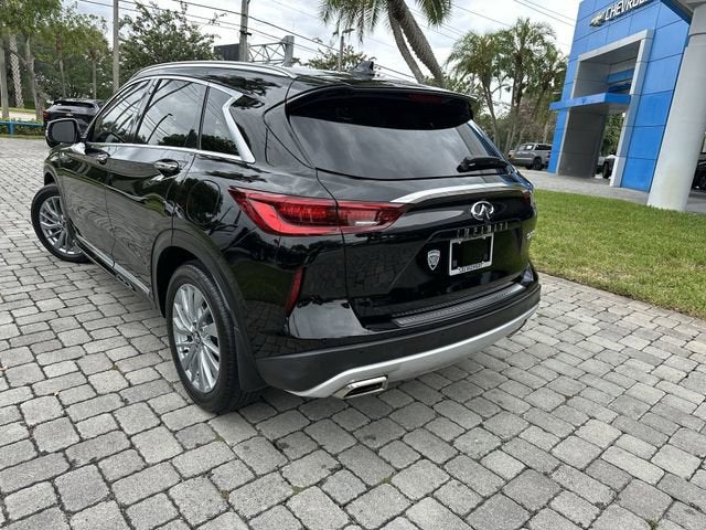 2023 INFINITI QX50 LUXE