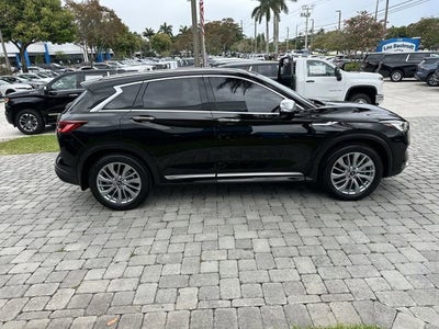2023 INFINITI QX50 LUXE