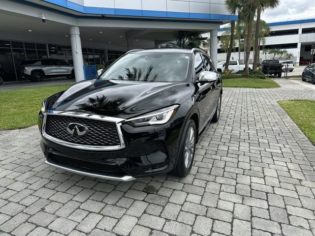 2023 INFINITI QX50 LUXE