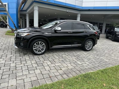 2023 INFINITI QX50 LUXE