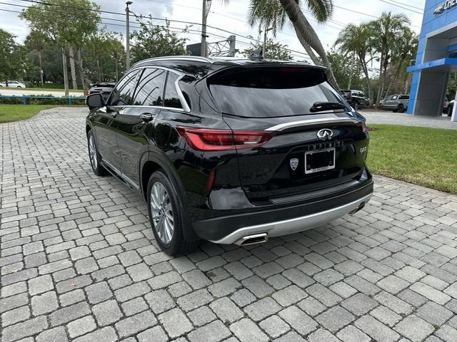 2023 INFINITI QX50 LUXE
