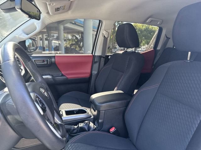 2022 Toyota Tacoma 2WD SR5