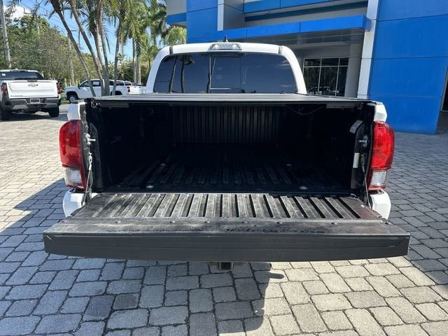 2022 Toyota Tacoma 2WD SR5