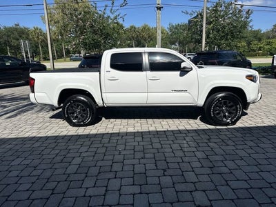 2022 Toyota Tacoma 2WD SR5