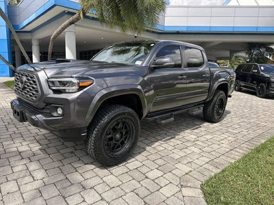 2022 Toyota Tacoma 2WD SR5