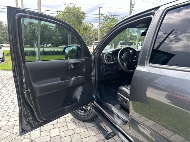 2022 Toyota Tacoma 2WD SR5