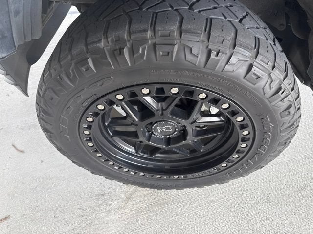 2022 Toyota Tacoma 2WD SR5