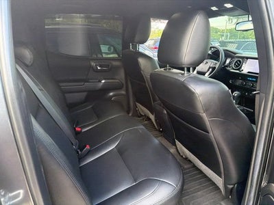 2022 Toyota Tacoma 2WD SR5