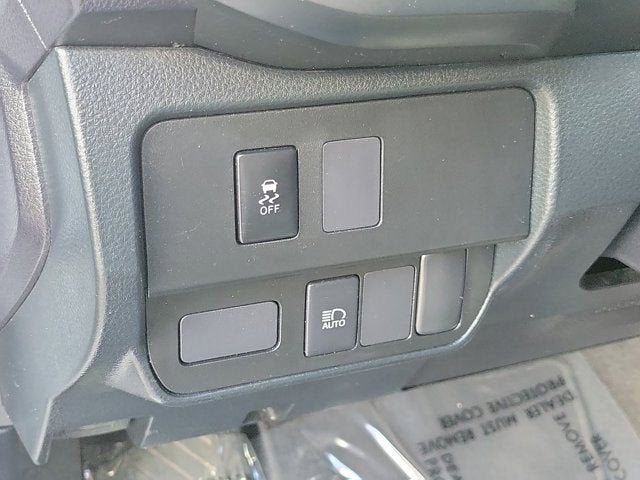 2022 Toyota Tacoma 2WD SR