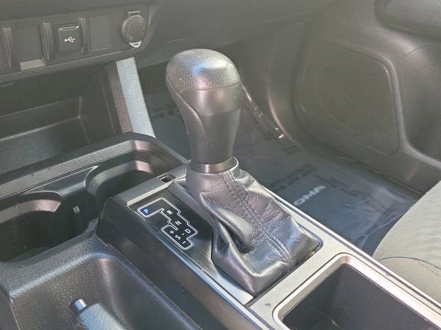 2022 Toyota Tacoma 2WD SR