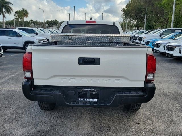 2022 Toyota Tacoma 2WD SR