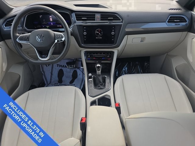 2023 Volkswagen Tiguan SE R-Line Black