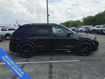 2023 Volkswagen Tiguan SE R-Line Black