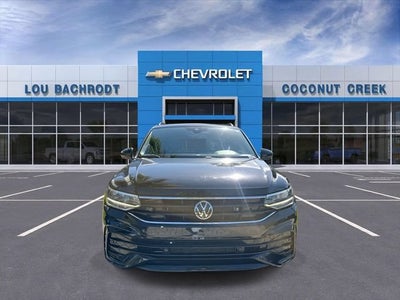 2022 Volkswagen Tiguan SE R-Line Black