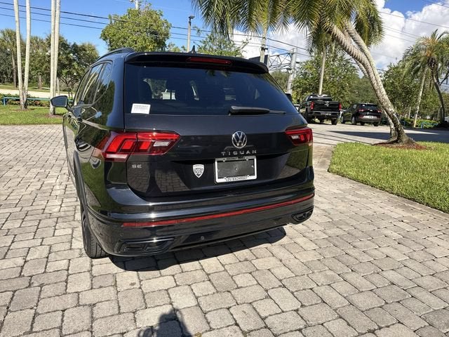 2022 Volkswagen Tiguan SE R-Line Black