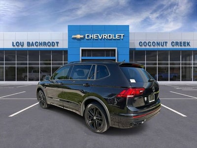 2022 Volkswagen Tiguan SE R-Line Black