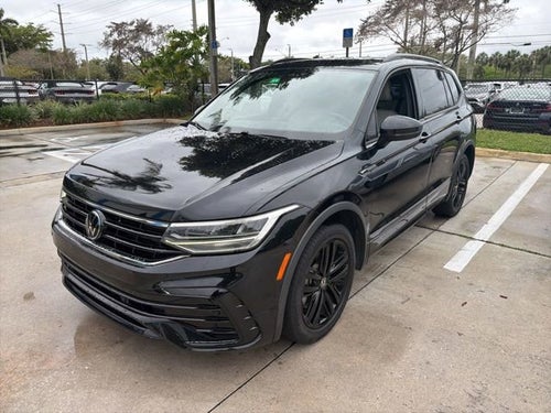2022 Volkswagen Tiguan SE R-Line Black