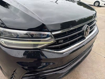 2022 Volkswagen Tiguan SE R-Line Black