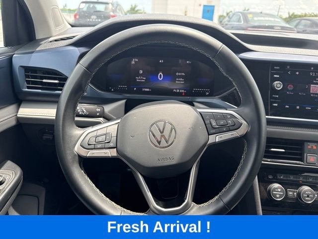 2024 Volkswagen Taos SE