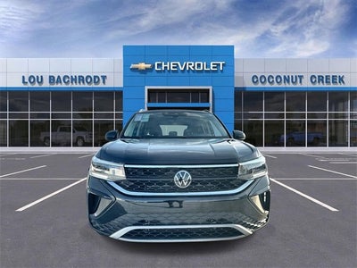 2024 Volkswagen Taos SE