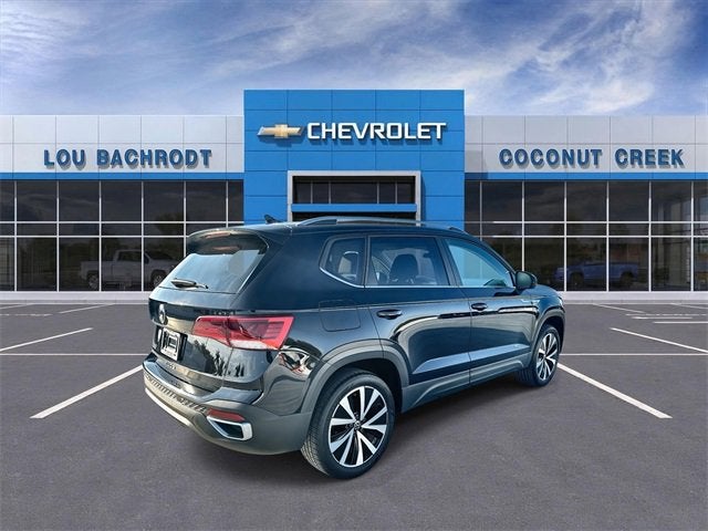 2024 Volkswagen Taos SE