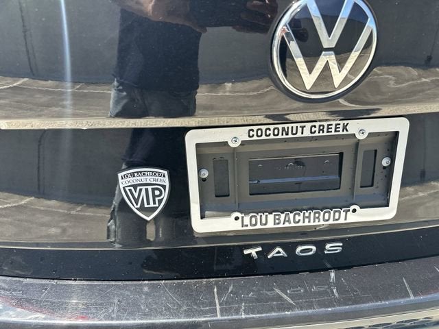 2024 Volkswagen Taos SE