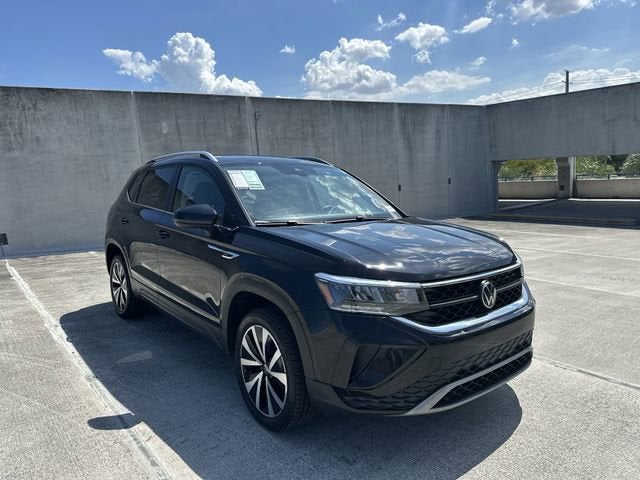 2024 Volkswagen Taos SE
