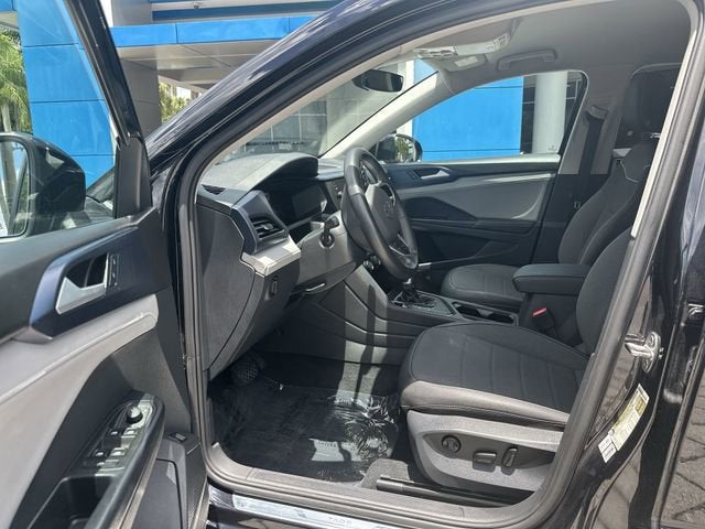 2024 Volkswagen Taos SE