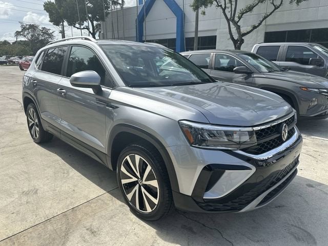 2024 Volkswagen Taos SE