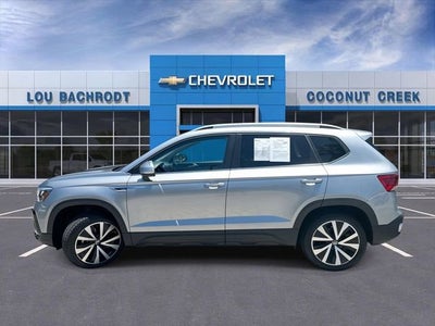2024 Volkswagen Taos SE