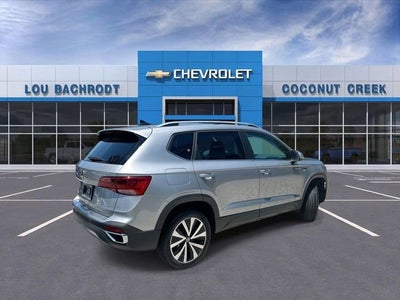 2024 Volkswagen Taos SE