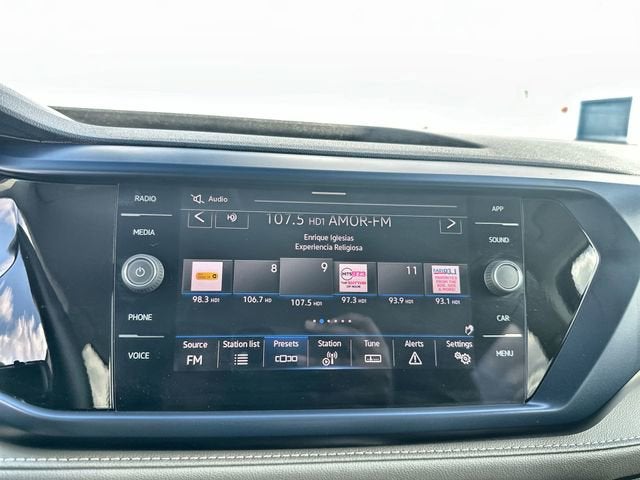 2024 Volkswagen Taos SE