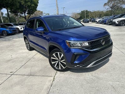 2024 Volkswagen Taos SE