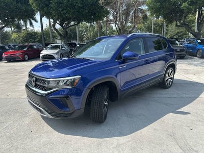 2024 Volkswagen Taos SE